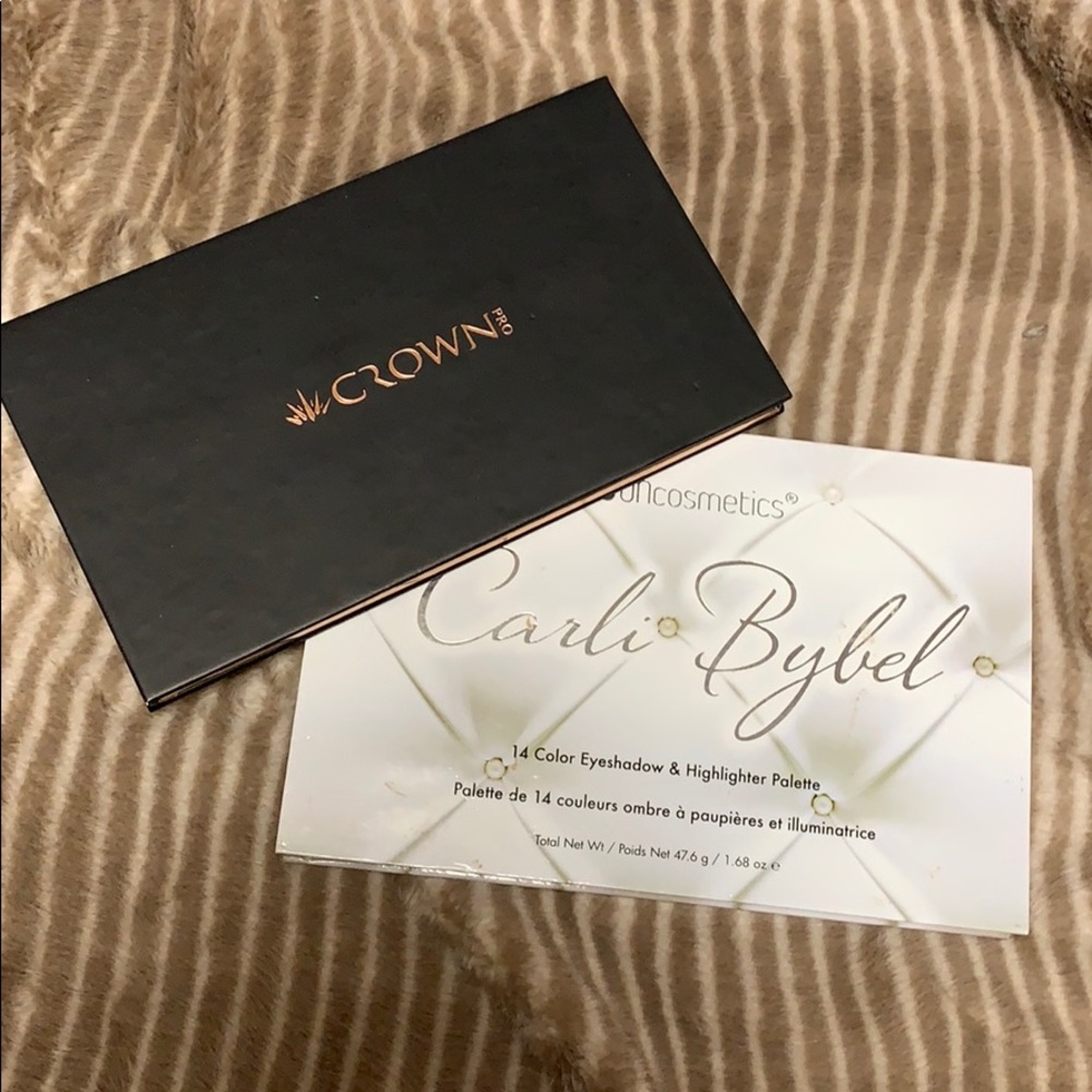 Eyeshadow palette bundle
